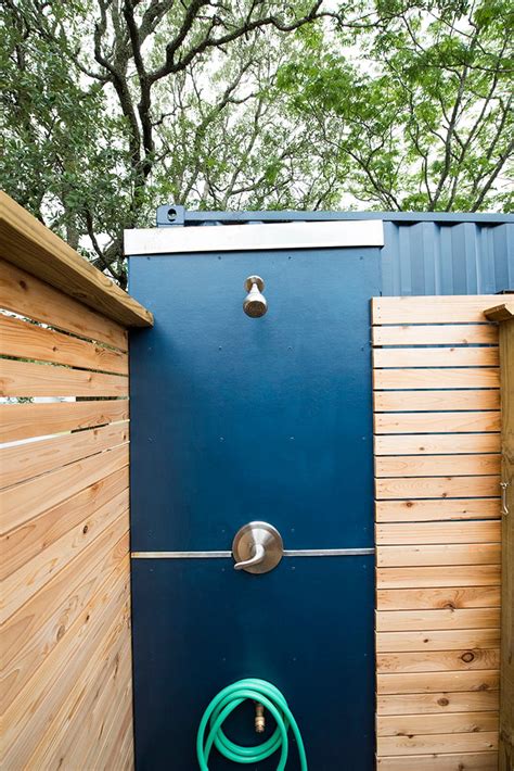 Freshen up in the second bathroom that includes a tub/<strong>shower</strong> combination. . Airbnb with outdoor shower tennessee